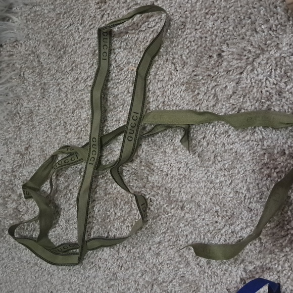 Gucci Ribbon - Picture 2 of 3